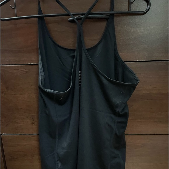 Nike tank top - Picture 2 of 3